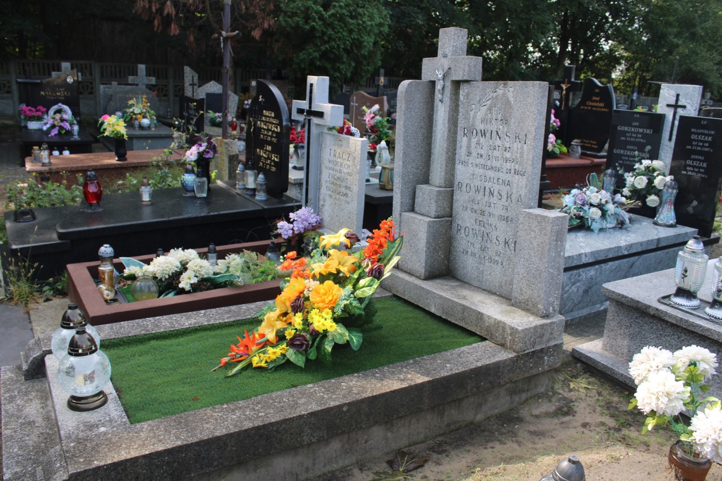 Magdalena Rowińska Pęcice - Grobonet - Wyszukiwarka osób pochowanych