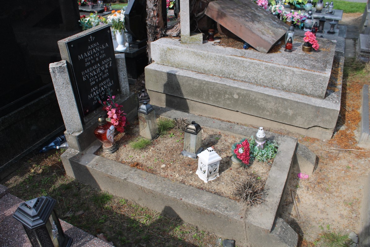 Paweł Mariański Pęcice - Grobonet - Wyszukiwarka osób pochowanych